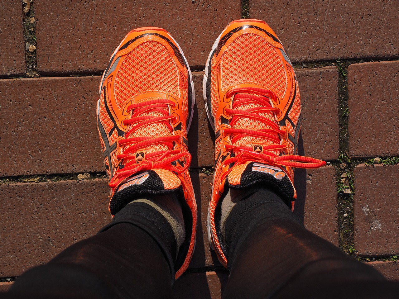 10,000 steps a day, orange shoes